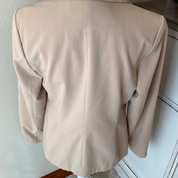 Apostrophe Tan Blazer - Size 10 - Picture 5 of 9